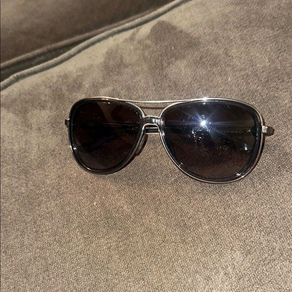 Oakley Black Sunglasses - Picture 1 of 8